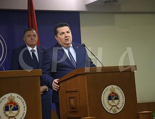СТЕВАНДИЋ: ШМИТ ДОВЕО БиХ У СУЛУДО ПРЕДРАТНО СТАЊЕ