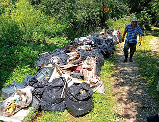ПЛАНИНАРИ УРЕЂИВАЛИ ПЛАНИНАРСКИ ДОМ "ГРКИЊА" У ЛИЈЕШЊУ