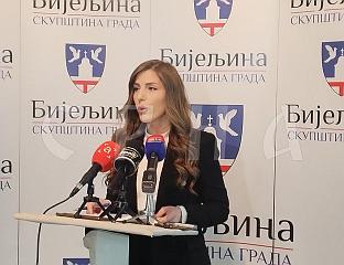АРСЕНОВИЋ: ГРАДОНАЧЕЛНИК РАСПОЛАЖЕ ЈАВНИМ СРЕДСТВИМА САМОВОЉНО