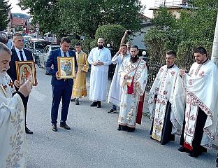 ПОВЕЉА ОПШТИНЕ ПОСТХУМНО ДОКТОРУ ДРАГОЉУБУ ЛАЗАРЕВИЋУ