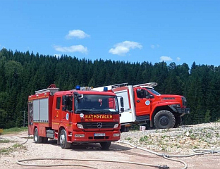 У СЕЛУ МАРГЕTИЋИ ИЗГОРЈЕЛА ШTАЛА ОД УДАРА ГРОМА