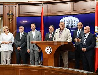DODIK: SERB PEOPLE SHOULD GATHER AROUND REPUBLIKA SRPSKA