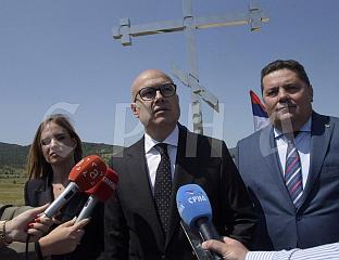 ВУЧЕВИЋ: МОРАМО ЧУВАТИ СРБИЈУ И СРПСКУ ОД УДАРА