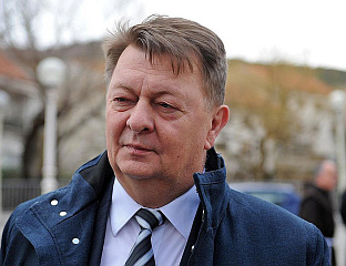 ĆOSIĆ: ACTIONS OF RADICAL ISLAMISTS ALARM THE PUBLIC