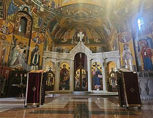 МИТРОПОЛИТ ХРИЗОСТОМ ДАНАС СЛУЖИ ЛИТУРГИЈУ ПОВОДОМ СЛАВЕ ХРАМА У ПОФАЛИЋИМА