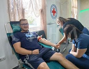 У АКЦИЈИ ДОБРОВОЉНОГ ДАВАЊА ПРИКУПЉЕНЕ 64 ДОЗЕ КРВИ