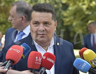 СТЕВАНДИЋ: КОЛЕГИЈУМ СУТРА О ПОСЕБНОЈ СЈЕДНИЦИ