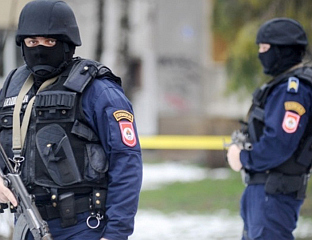 УХАПШЕНА ТРИ ЛИЦА ОСУМЊИЧЕНА ЗА КОРИШЋЕЊЕ ДЈЕЦЕ ЗА ПОРНОГРАФИЈУ