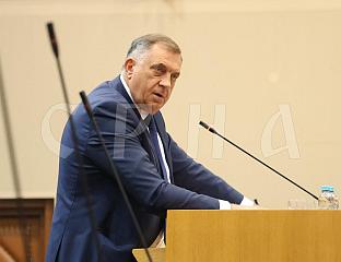 ДОДИК: ЦРНАДАК ЈЕ АГЕНТ СТРАНЕ СЛУЖБЕ, СРПСКА СЕ ЗАЛАЖЕ ЗА МИР