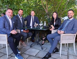 КОШАРАЦ: СТОЈИМО УЗ ДРЖАВОТВОРНЕ И НАЦИОНАЛНО ОДГОВОРНЕ ПОЛИТИКЕ ПРЕДСЈЕДНИКА ДОДИКА