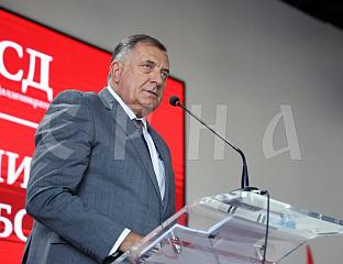 ДОДИК: ПОШТУЈЕМО ОДЛУКЕ НАРОДНЕ СКУПШТИНЕ, ДРЖАВНИ ОРГАНИ ДА НЕ УЧЕСТВУЈУ У ОРГАНИЗАЦИЈИ ИЗБОРА