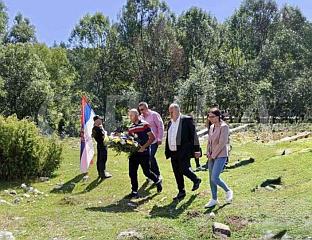 СЈЕЋАЊЕ НА ГАРДИСТЕ СТРАДАЛЕ У НАТО БОМБАРДОВАЊУ