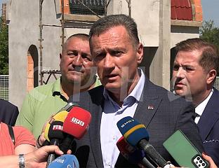 ЈУГОВИЋ: БУДУЋИМ ГЕНЕРАЦИЈАМА ПРЕНОСИТИ ИСТИНУ О ЗЛОЧИНУ НАТО АВИЈАЦИЈЕ