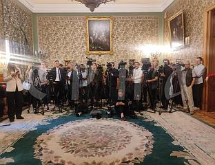 БРОЈНИ РУСКИ МЕДИЈИ ИЗВЈЕШТАВАЛИ О СУСРЕТУ ДОДИКА И ЛАВРОВА
