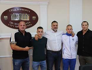 ЖУНИЋ ПОЖЕЛИО КИК-БОКСЕРИМА УСПЈЕХ НА ЕВРОПСКОМ ПРВЕНСТВУ