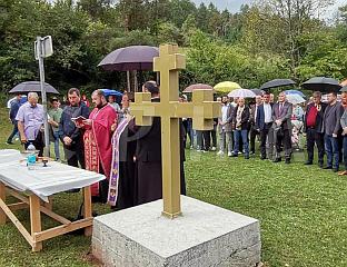 РАСЕЉЕНИ СРБИ ОКУПИЛИ СЕ НА ЗАВИЧАЈНОМ САБОРУ И МОЛИТВИ