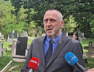 ЕГИЋ: ПЕРПЕТРАТОРС МУСТ БЕ ФОУНД УРГЕНТЛY, СРПСКА ГОВЕРНМЕНТ ТО ХЕЛП РЕСТОРЕ ЦЕМЕТЕРY
