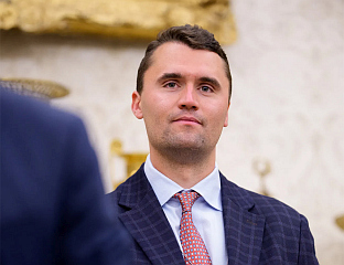 ТРЕНАМ: АМЕРИКА СВЕ ВИШЕ ТОНЕ У БЕЗБОЖНИЧКО НАСИЉЕ