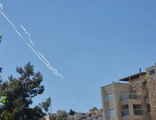 СИРЕНЕ У ТЕЛ АВИВУ ЗБОГ РАКЕТЕ ИЗ ЈЕМЕНА