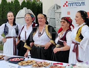 ОРГАНИЗОВАН ГАСТРО-ФЕСТ ТРАДИЦИОНАЛНИХ ЈЕЛА