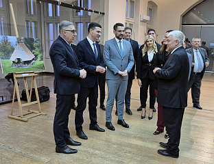 У НИШУ ОТВОРЕНА ИЗЛОЖБА ФОТОГРАФИЈА СТАНКА КОСТИЋА "ЦРКВЕ БРВНАРЕ РЕПУБЛИКЕ СРПСКЕ"