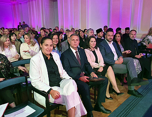 ОДРЖАНА СВЕЧАНА АКАДЕМИЈА ПОВОДОМ 130 ГОДИНА БАЊАЛУЧКЕ ГИМНАЗИЈЕ