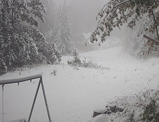 ПРВИ СНИЈЕГ ПАО НА ЈАХОРИНИ