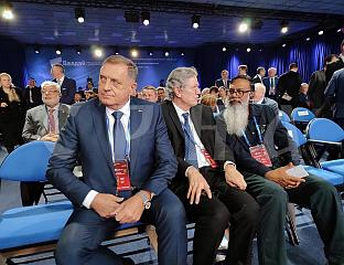 ДОДИК: ВЈЕРУЈЕМ ДА ЋЕ НА САСТАНКУ СА ПУТИНОМ БИТИ НАПРАВЉЕНИ НОВИ ДОГОВОРИ ЗА БУДУЋНОСТ