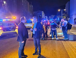 УБИЈЕНЕ ДВИЈЕ ОСОБЕ У ПУЦЊАВИ У НИЦИ