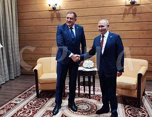 ДОДИК: ЗАМОЛИО САМ ПУТИНА ДА У ПРЕГОВОРИМА СА ТРАМПОМ НЕ ЗАНЕМАРЕ БАЛКАН