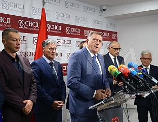 ДОДИК: СРПСКОЈ ТРЕБА ЧОВЈЕК КОЈИ ПОЗНАЈЕ УСТАВНО ПРАВО
