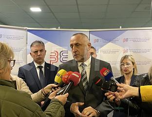 ЕГИЋ НАЈАВИО ДОНОШЕЊЕ ЗАКОНА О ПОСРЕДОВАЊУ И О СЕЗОНСКИМ ПОСЛОВИМА