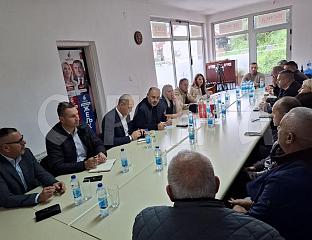 СТРАНКЕ ВЛАДАЈУЋЕ КОАЛИЦИЈЕ ДАЛЕ ПОДРШКУ КАРАНУ