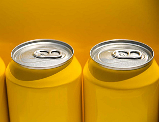 ЛИМЕНКА ЗАСЛАЂЕНОГ ОСВЈЕЖАВАЈУЋЕГ ПИЋА ДНЕВНО ПОВЕЋАВА РИЗИК ОД БОЛЕСТИ ЈЕТРЕ