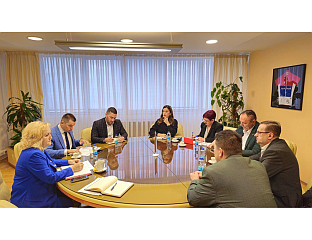 ЗАЈЕДНИЧКИ РАД НА ПРОНАЛАЖЕЊУ МОДЕЛА ЗА РАД НЕДЈЕЉОМ