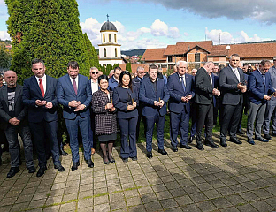 ПЕРИЋ: НЕМА ПРАВДЕ ЗА ПОРОДИЦЕ СРПСКИХ ЖРТАВА