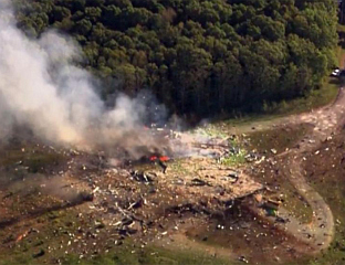 НАЈМАЊЕ 19 ЉУДИ НЕСТАЛО НАКОН ЕКСПЛОЗИЈЕ У ВОЈНОМ ПОСТРОЈЕЊУ