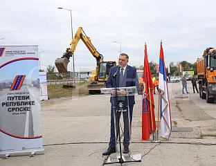 ПАРАЛЕЛНО СА ОБНОВОМ ПУТА КЛАШНИЦЕ-БАЊАЛУКА, ГРАДИЋЕ СЕ НОВИ НАДВОЖЊАК У ТРНУ