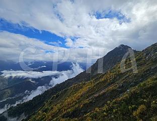 ЖИЧАРЕ ЦРВЕНЕ ПОЉАНЕ - УСПОН У СРЦЕ КАВКАЗА