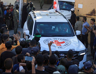 ВОЈСКА ПРЕУЗЕЛА ПРВИХ СЕДМОРО ОСЛОБОЂЕНИХ ТАЛАЦА