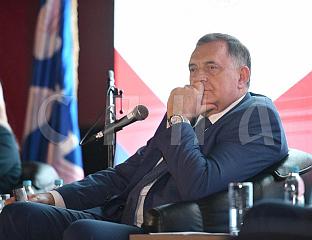 ДОДИК: ДА СМО ПОКЛЕКНУЛИ, СРПСКОЈ БИ ОСТАЛИ САМО ПАРКОВИ И ИГРАЛИШТА