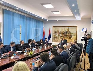 ПОЧЕЛА СЈЕДНИЦА У БРОДУ, ПРИСУСТВУЈУ И ПРЕДСТАВНИЦИ ПОСАВСКИ ЛОКАЛНИХ ЗАЈЕДНИЦА