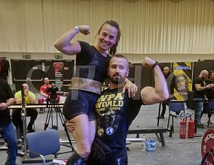 ЗОРАНА МИЈОВИЋ СА ПАЛА ВИЦЕШАМПИОН СВИЈЕТА У ПАУЕРЛИФТИНГУ