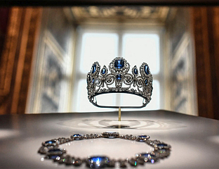 "БИЛД": ИЗРАЕЛСКОЈ ФИРМИ ПОНУЂЕН УКРАДЕНИ НАКИТ ИЗ ЛУВРА