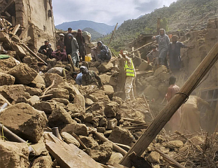 ПОГИНУЛО НАЈМАЊЕ 20 ЉУДИ