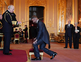 ДЕЈВИД БЕКАМ ЗВАНИЧНО ПРОГЛАШЕН ВИТЕЗОМ