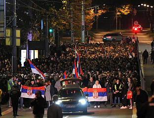 ИСПРЕД РЕПУБЛИЧКЕ СКУПШТИНЕ ПОРУКА ЈЕДИНСТВА СРПСКОГ НАРОДА СА КОСМЕТА