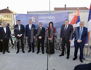 ДОДИК И МИНИЋ СTИГЛИ У БИЛЕЋУ