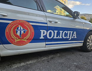 ВОЗАЧ ПОГИНУО У УДЕСУ У БИЈЕЛОМ ПОЉУ, СУВОЗАЧ ТЕШКО ПОВРИЈЕЂЕН