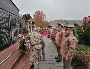 СЛУЖЕН ПАРАСТОС ПОВОДОМ КРСНЕ СЛАВЕ БОРС-а